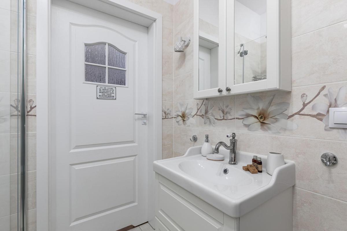 Apartament Holiday 8/25 Реваль Экстерьер фото