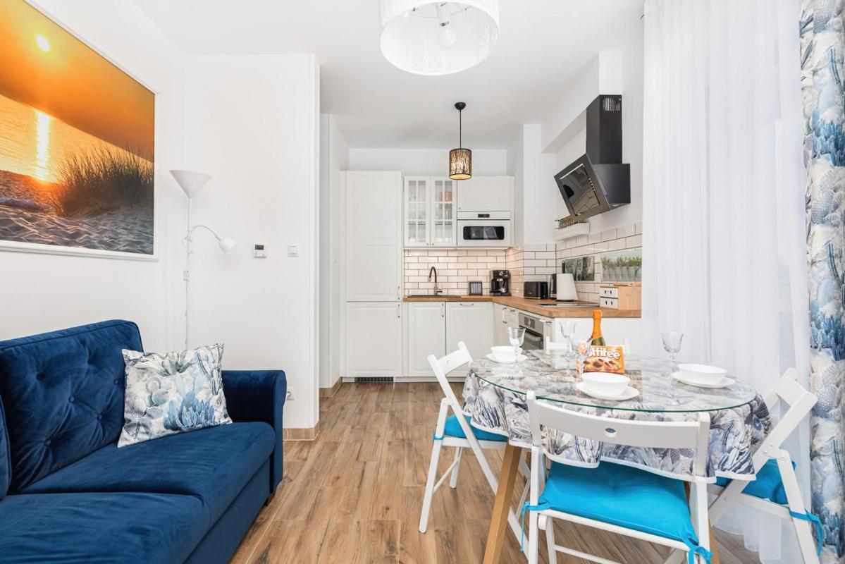 Apartament Holiday 8/25 Реваль Экстерьер фото